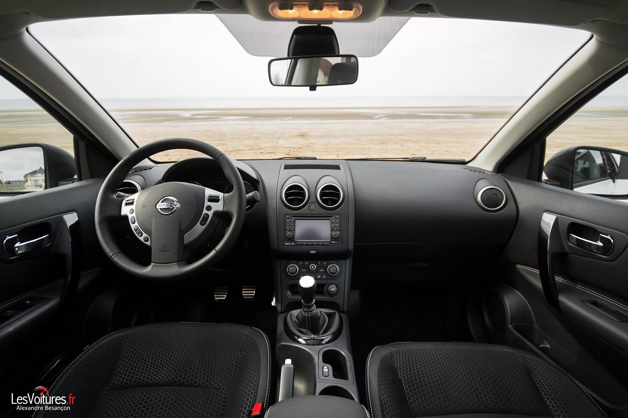 Ниссан кашкай j10 фото салона Nissan Qashqai 360 : le crossover "No limits" ultra équipé à l'essai ! - Les Voi