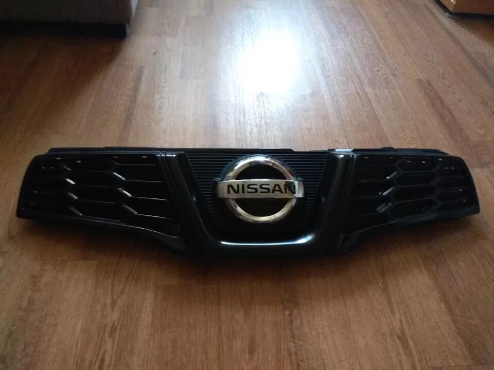 Ниссан кашкай j10 купить тюнинг решетку Небольшой тюнинг решетки радиатора - Nissan Qashqai (1G), 1,6 л, 2012 года стайл
