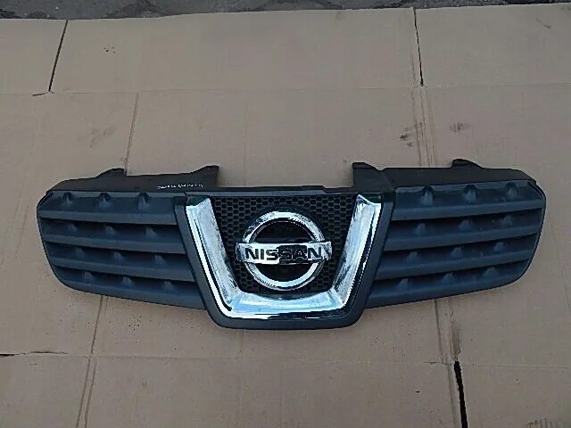 Ниссан кашкай j10 купить тюнинг решетку решетка радиатора nissan qashqai j10 07 - 10 купить бу в Нижнем Новгороде Z17855