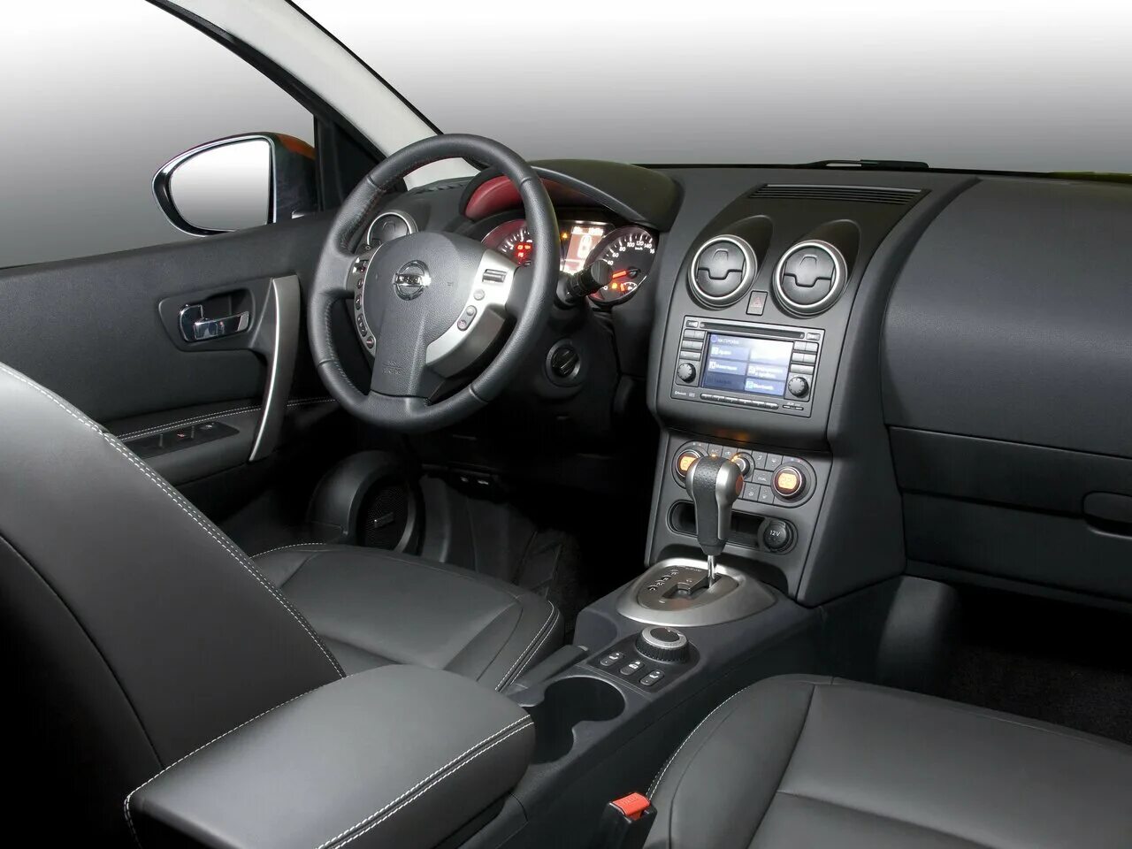 Ниссан кашкай комплектация фото Nissan Qashqai 1 поколение рестайлинг, внедорожник 5-дверный - технические харак