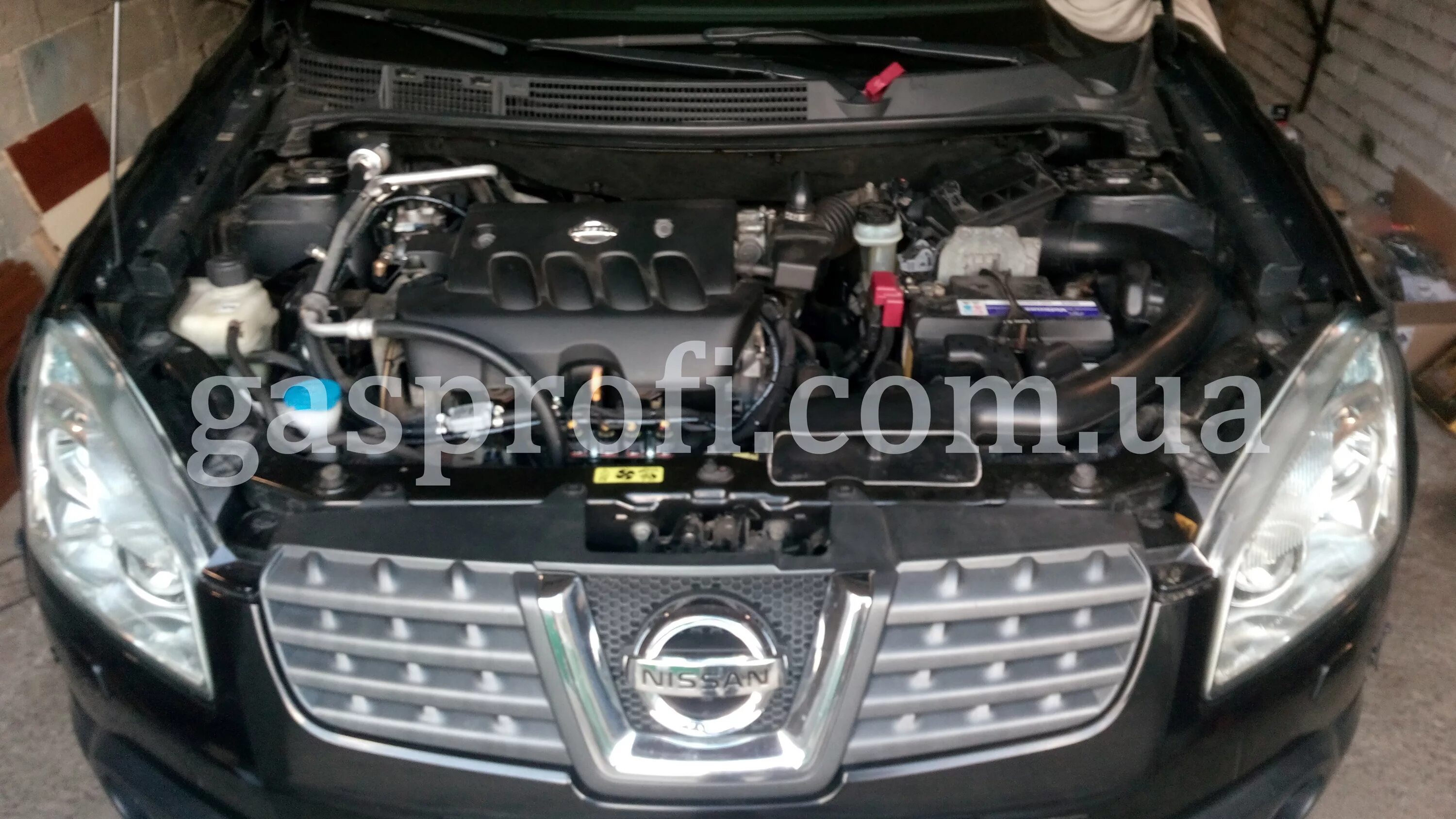 Ниссан кашкай подкапотное пространство фото Установка ГБО на Nissan Qashqai (Ниссан Кашкай) - GAS Profi Eco Technology