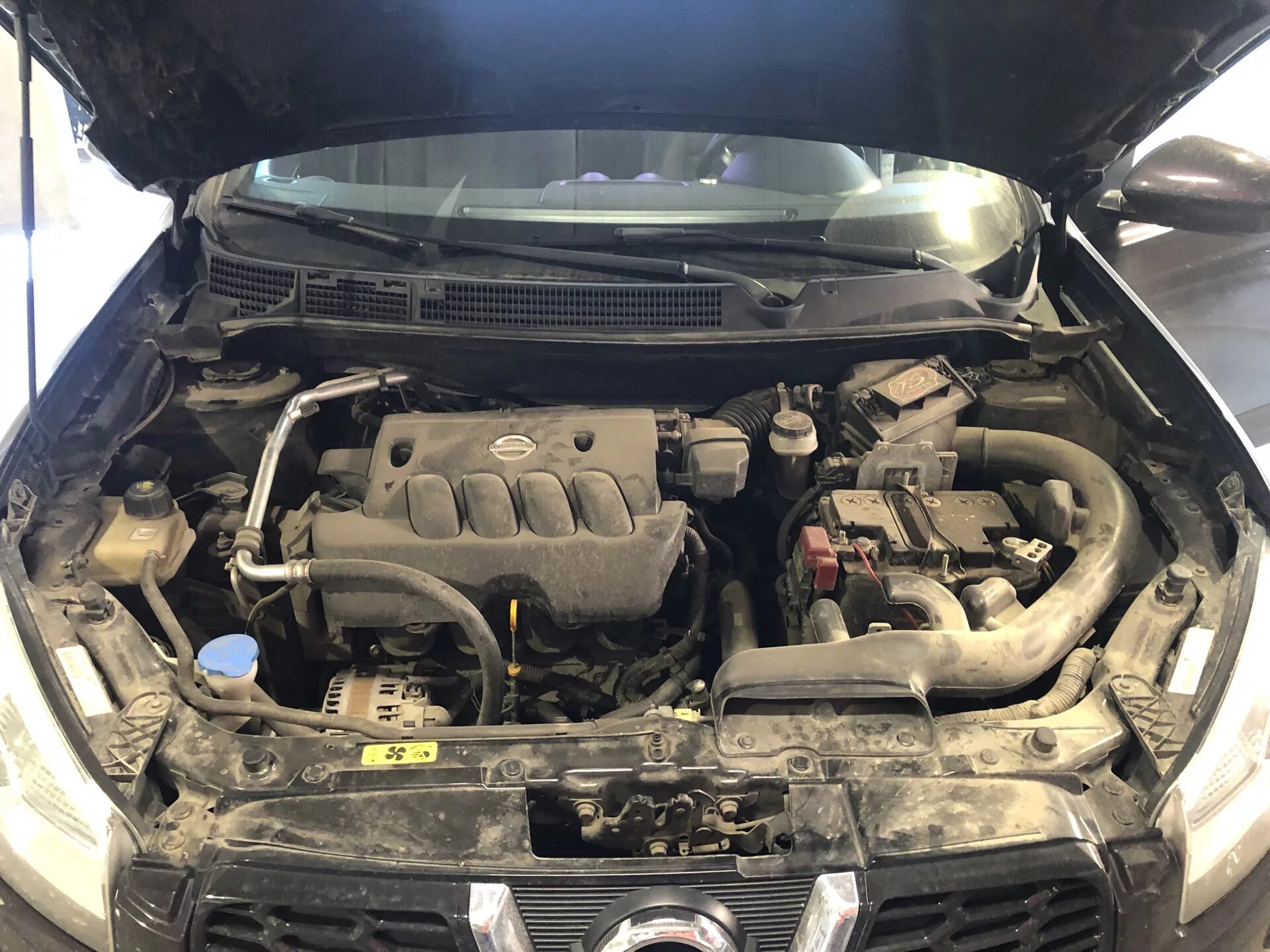 Ниссан кашкай подкапотное пространство фото Мойка подкапотки - Nissan Qashqai (1G), 2 л, 2012 года мойка DRIVE2