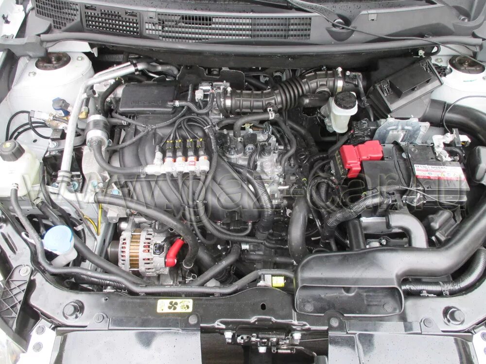 Ниссан кашкай подкапотное пространство фото Установка ГБО на Nissan Qashqai 1.6 117 Hp. Цена установки газобаллонного оборуд