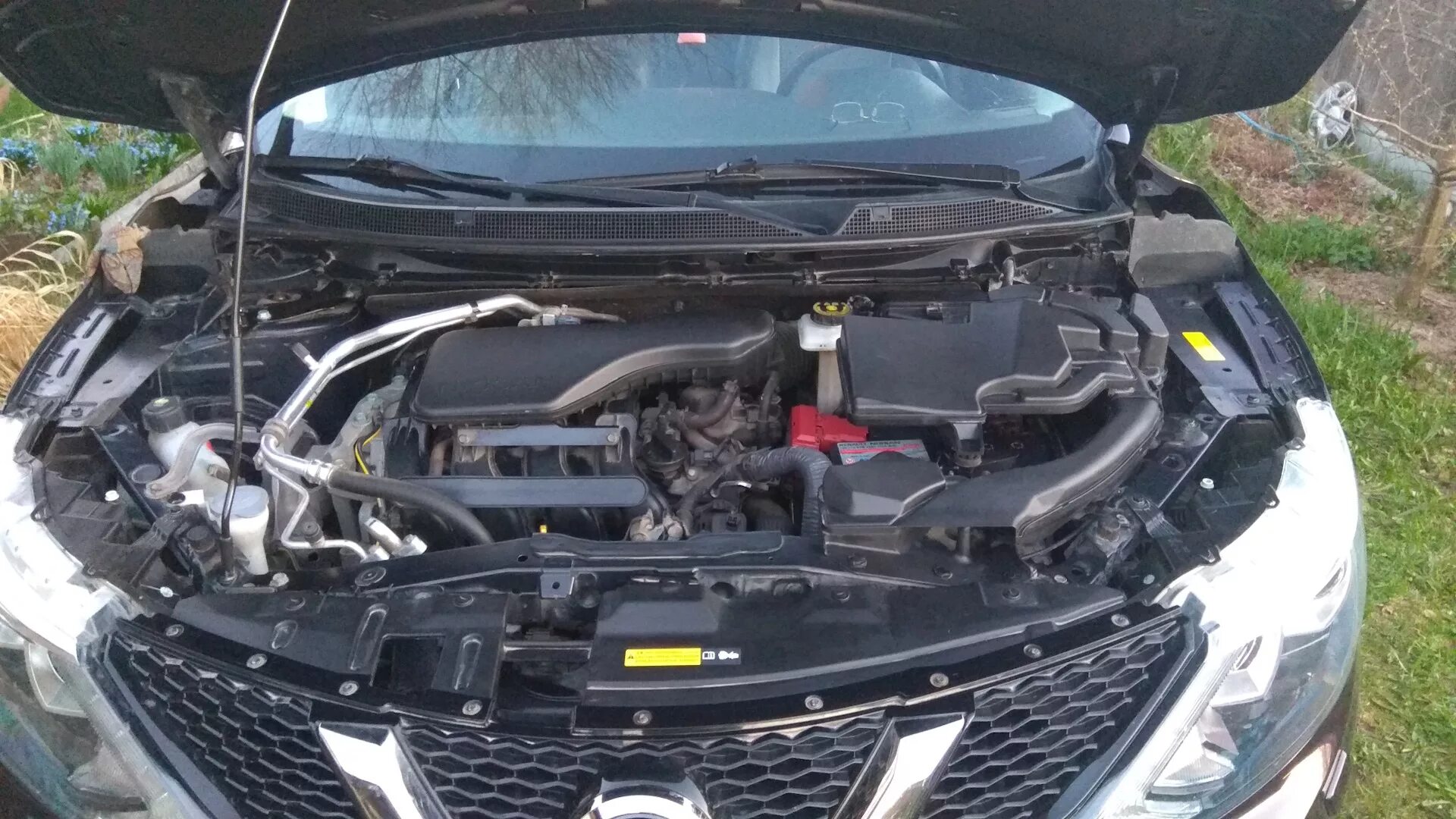 Ниссан кашкай подкапотное пространство фото Подкапотное пространство - Nissan Qashqai (2G), 2 л, 2015 года мойка DRIVE2