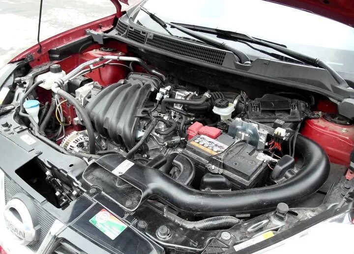 Ниссан кашкай подкапотное пространство фото Установка предпускового подогревателя Eberspacher Hydronic B4W SC на Nissan Qash