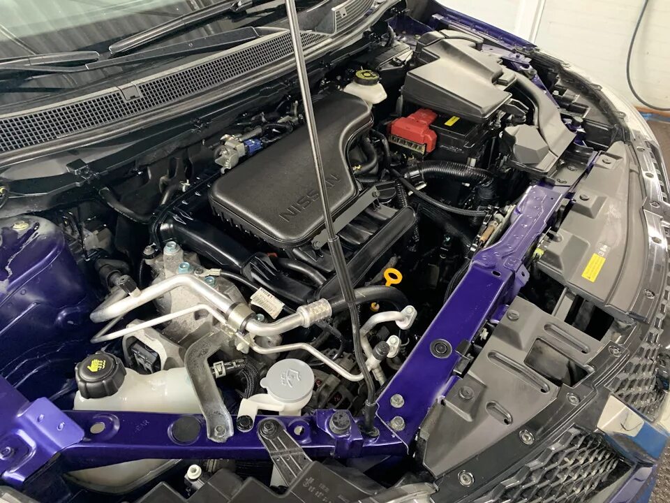 Ниссан кашкай подкапотное пространство фото Мойка двигателя. - Nissan Qashqai (2G), 2 л, 2016 года мойка DRIVE2