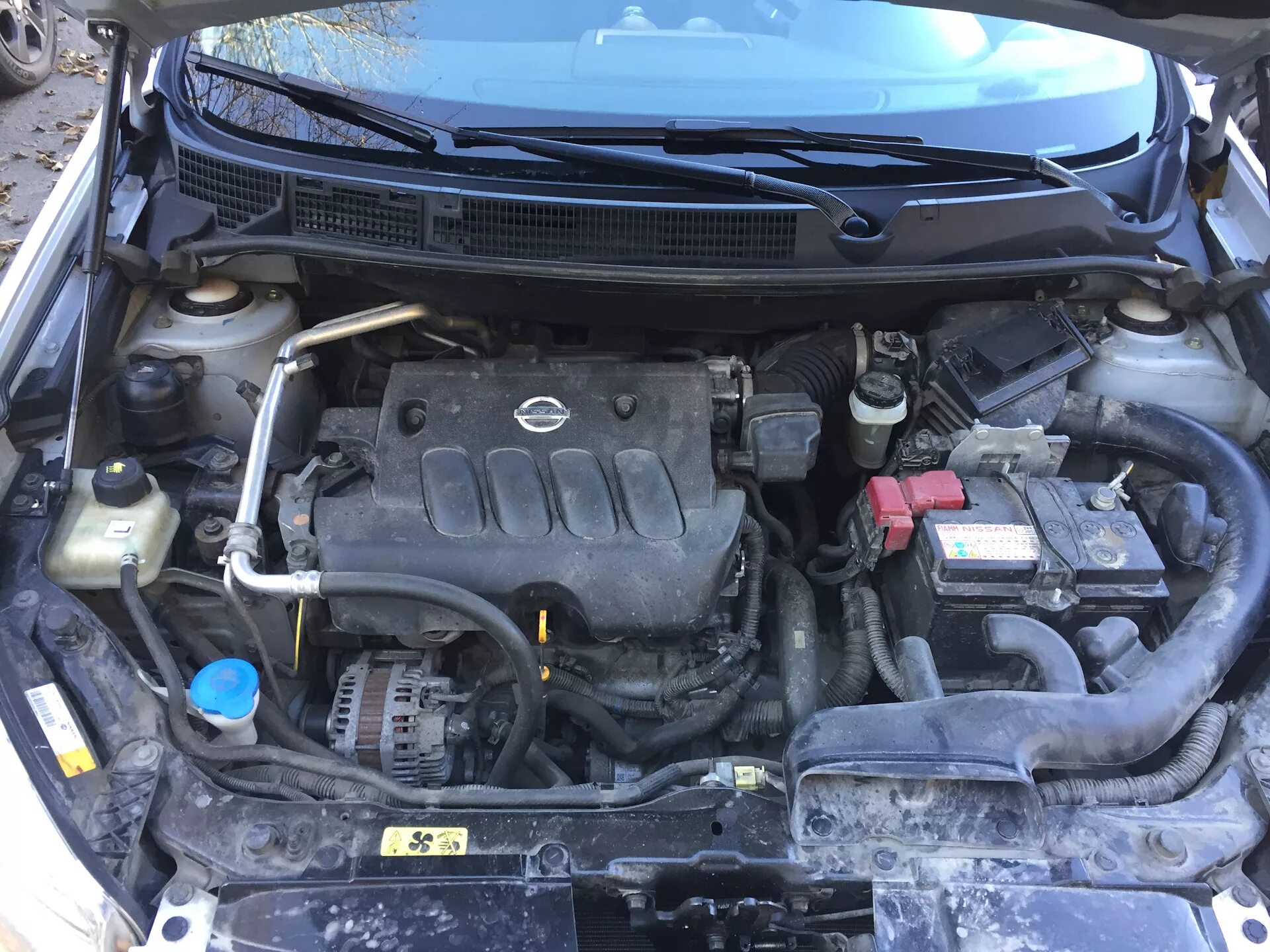 Ниссан кашкай подкапотное пространство фото Мойка двигателя паром. - Nissan Qashqai (1G), 2 л, 2011 года мойка DRIVE2