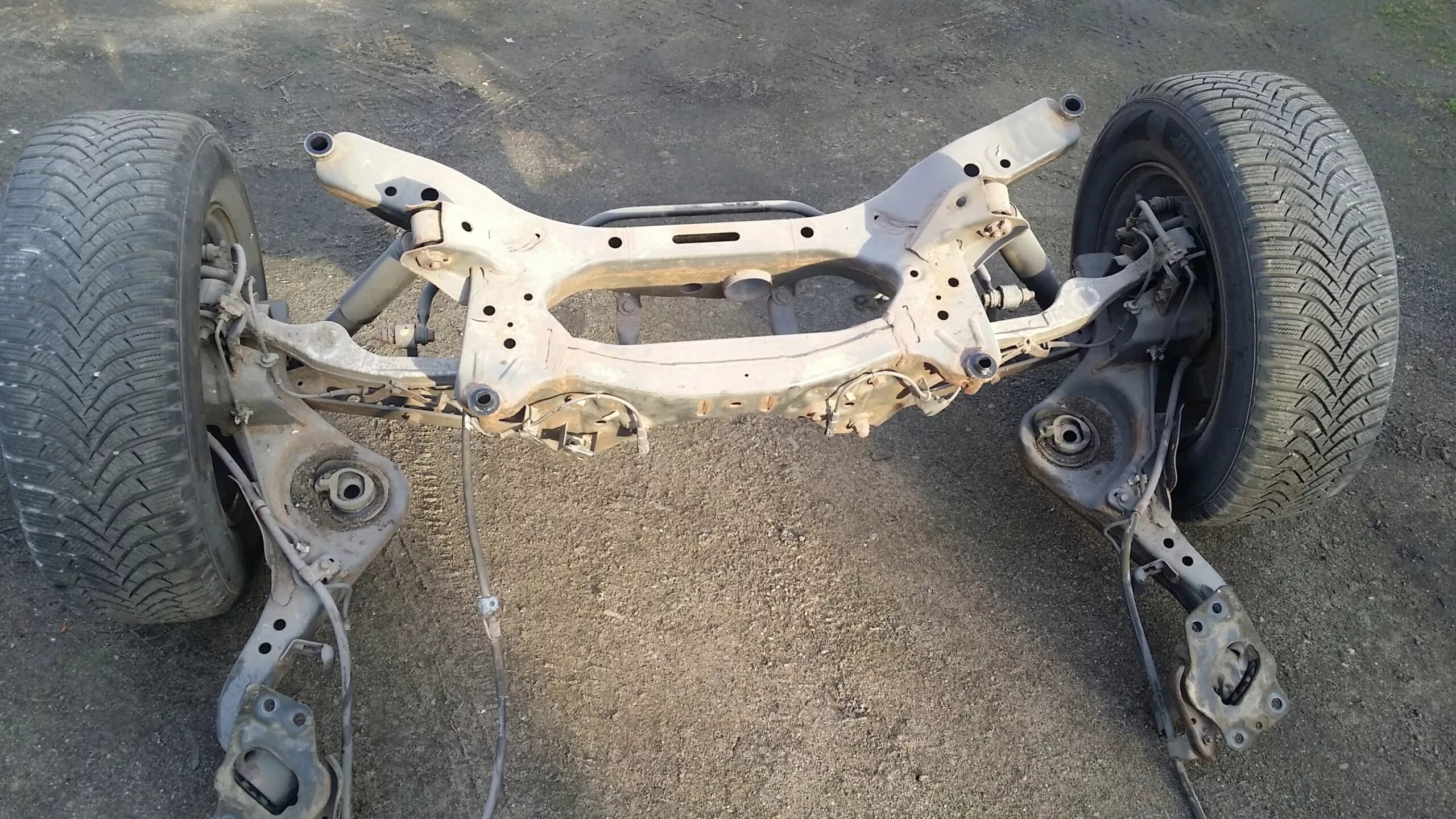 Ниссан кашкай подвеска фото Балка задней подвески для Nissan Qashqai 206912133 - купить в интернет магазине 