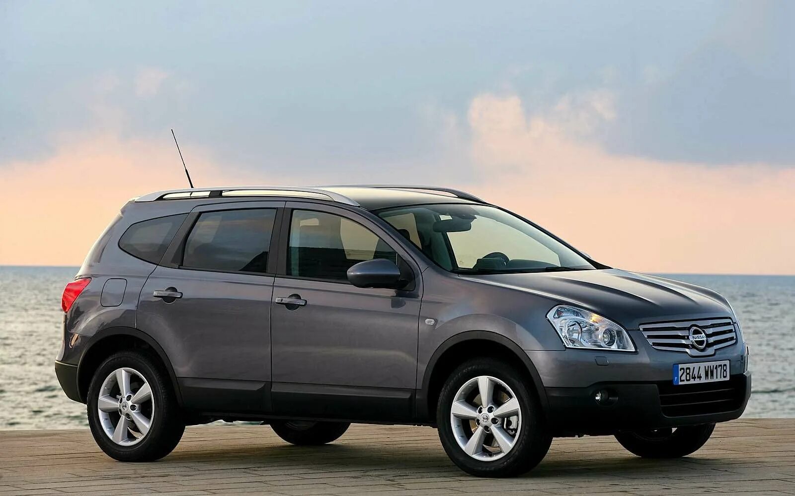 Ниссан кашкай семиместный фото Nissan Qashqai: десятилетний миллионер