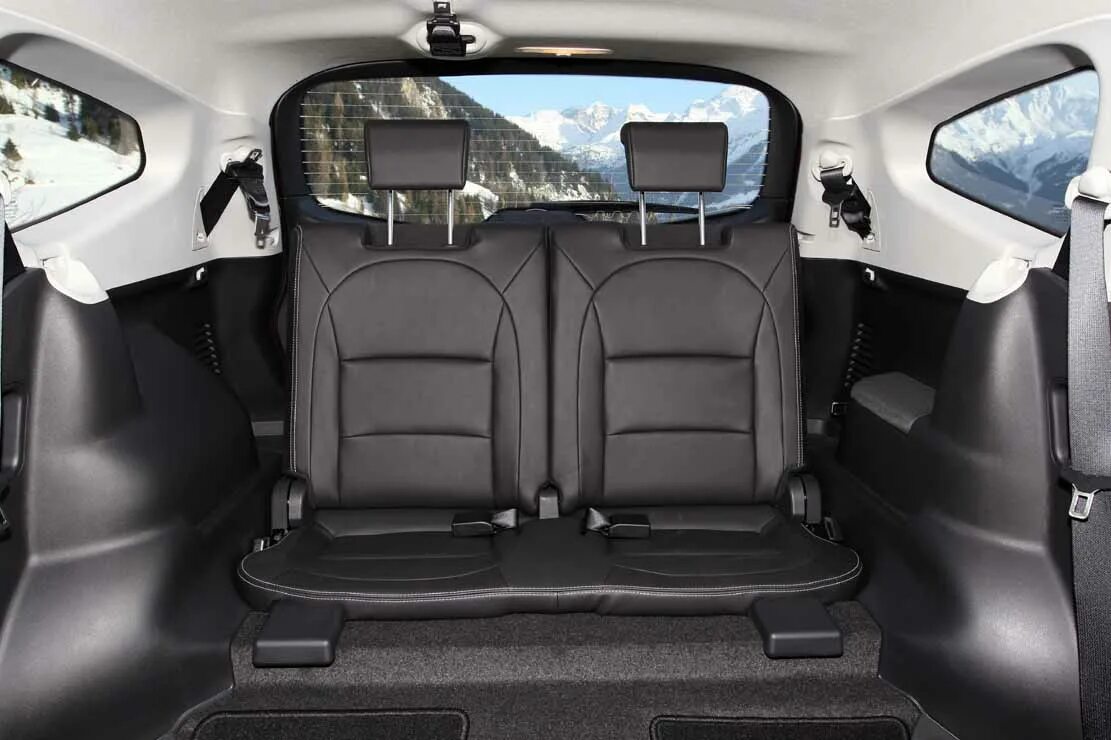 Ниссан кашкай семиместный фото Argus Gratuit Nissan Qashqai Plus 2 2.0 dCi 150 All Mode BVA 2013, Cote Gratuite