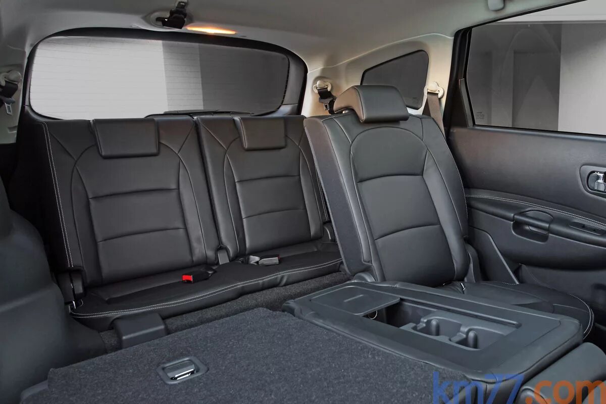 Ниссан кашкай семиместный фото Fotos Interiores - Nissan Qashqai+2 - km77.com