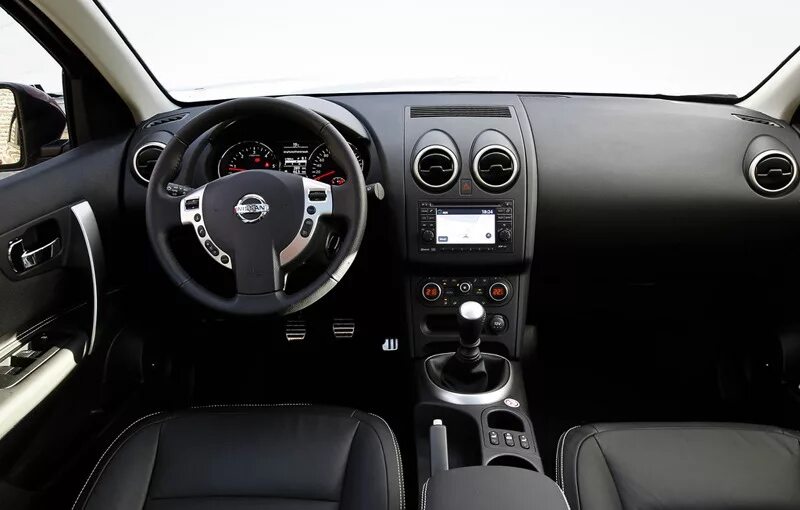 Ниссан кашкай цена фото комплектации Покраска салона в Рояльный лак - Nissan Qashqai (1G), 2 л, 2010 года стайлинг DR