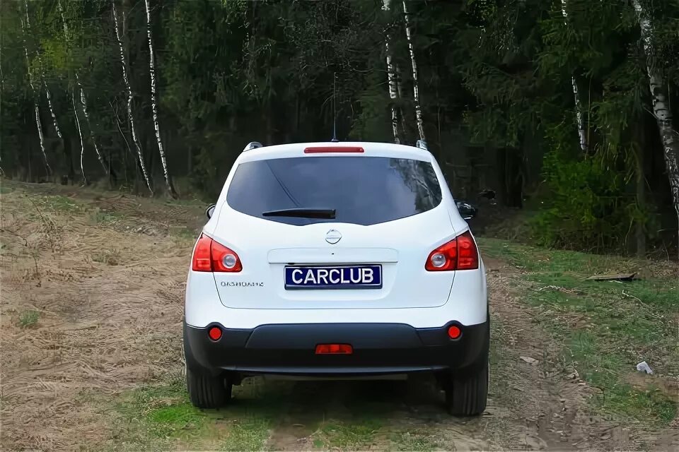 Ниссан кашкай вид сзади фото Тест-драйв Nissan Qashqai+2: грузовичок