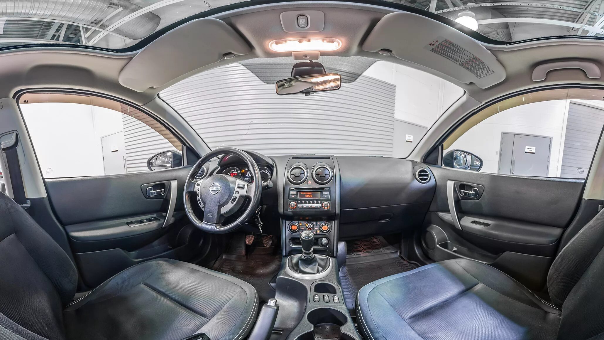 Ниссан кашкай внутри салона фото 3D панорама салона автомобиля Nissan Qashqai+2 2010: виртуальный тур Ниссан Кашк