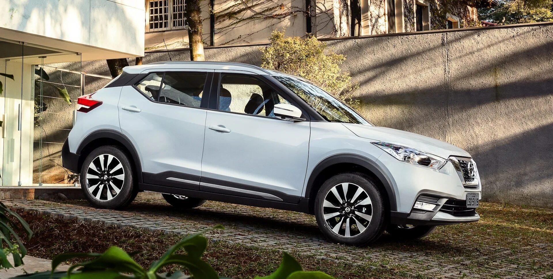 Ниссан кикс фото Nissan Kicks - Nissan Qashqai (1G), 2 л, 2012 года наблюдение DRIVE2