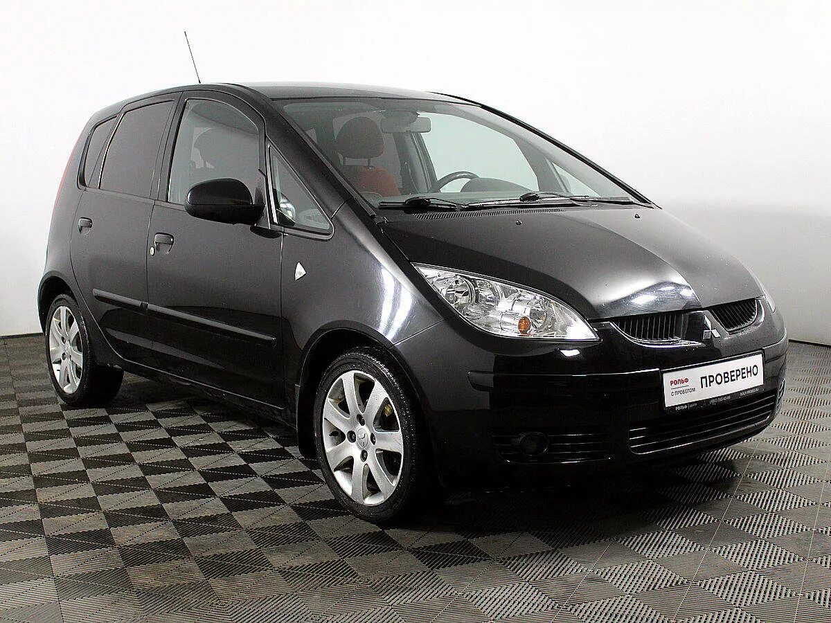 Ниссан кольт фото Купить б/у Mitsubishi Colt VI (Z20/Z30) 1.5 AMT (109 л.с.) бензин робот в Москве