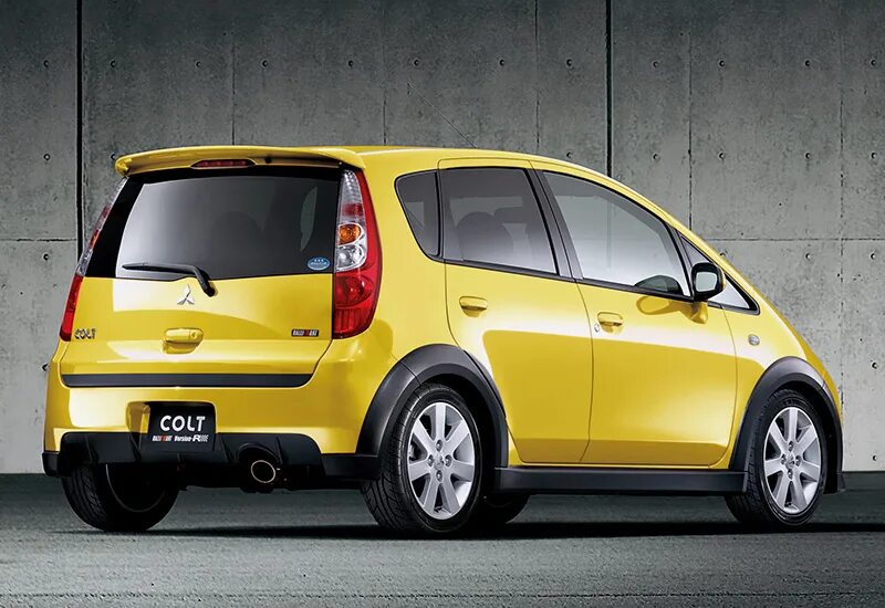 Ниссан кольт фото 2008 Mitsubishi Colt Ralliart Version-R - характеристики, фото, цена.