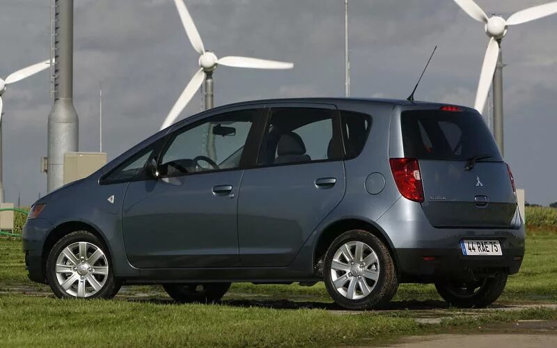 Ниссан кольт фото Фотографии Mitsubishi Colt (2009-2012). Фото #44