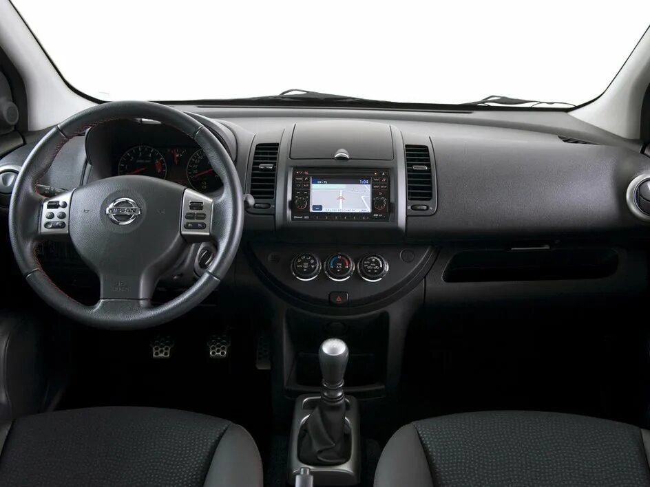 Ниссан комплектации цены фото Стоит ли покупать "Ниссан Ноут" с пробегом: слабые места подержанного Nissan Not