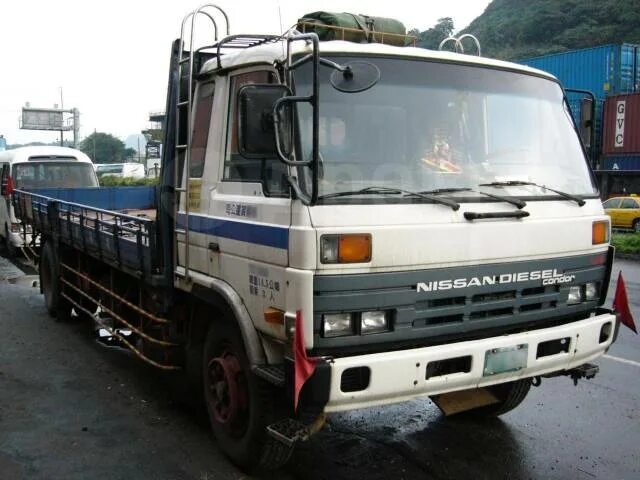 Ниссан кондор фото Купить Стекло лобовое Nissan Diesel Condor 1983-1993 (W480-wide-2176*821*2222) Б