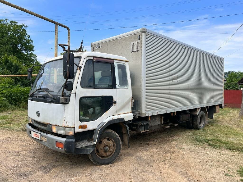 Ниссан кондор фото Купить б/у Nissan Diesel Condor дизель механика в Холмской: белый изотермический