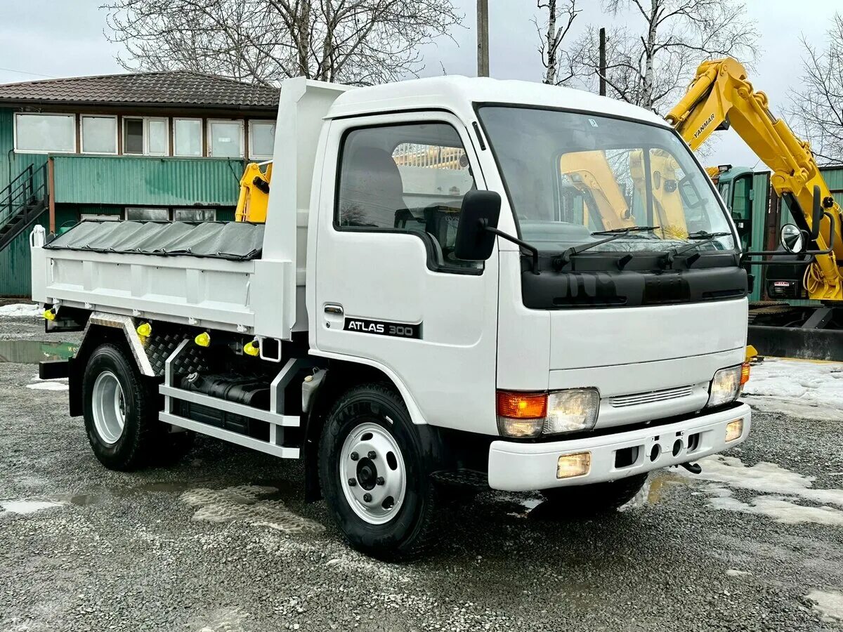 Ниссан кондор фото Купить б/у Nissan Diesel Condor дизель механика в Артёме: белый самосвал 1995 го