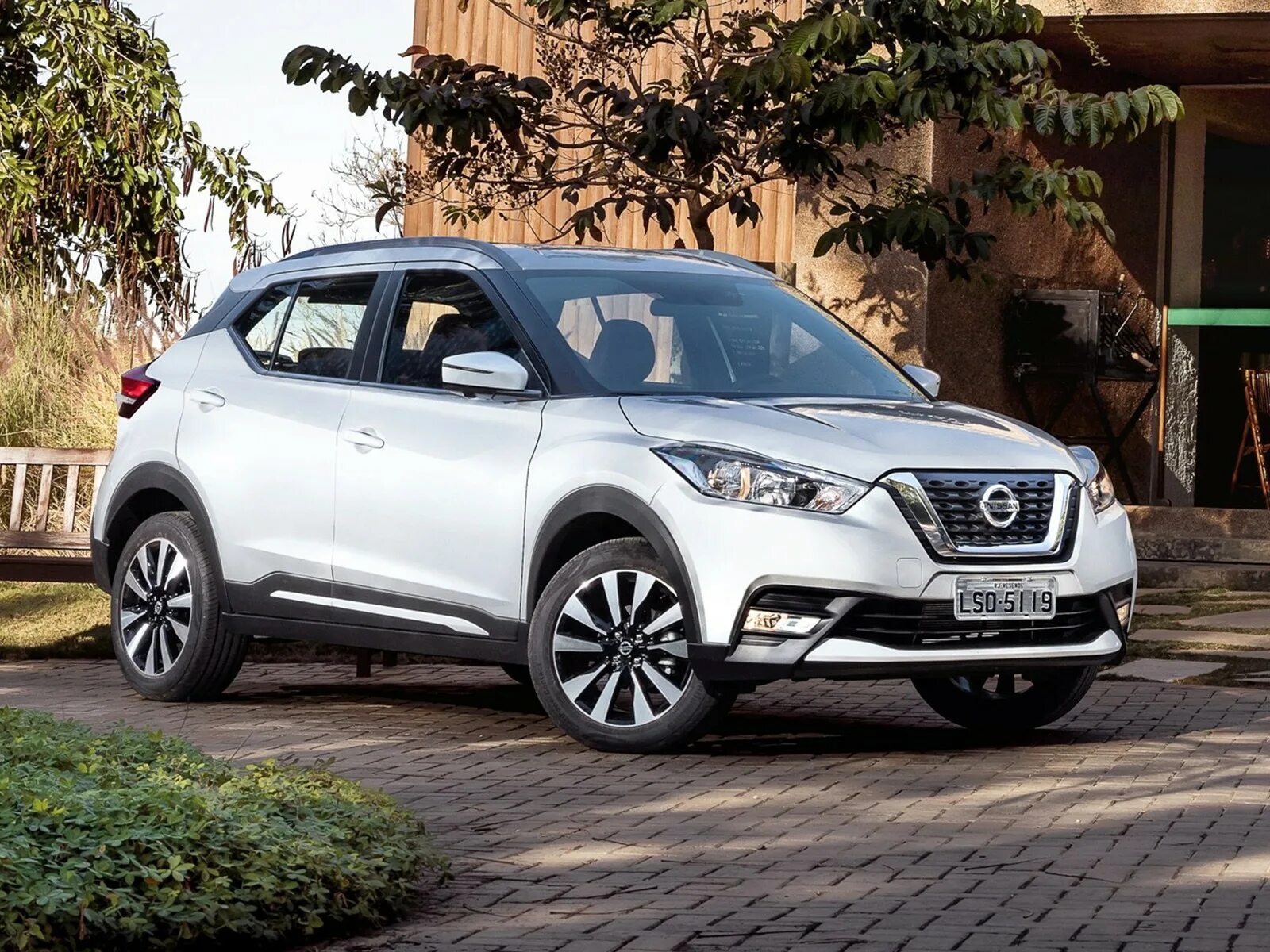 Ниссан кроссоверы модельный ряд фото и цена Кроссовер Nissan Kicks открыл для себя ещё один рынок - КОЛЕСА.ру - автомобильны