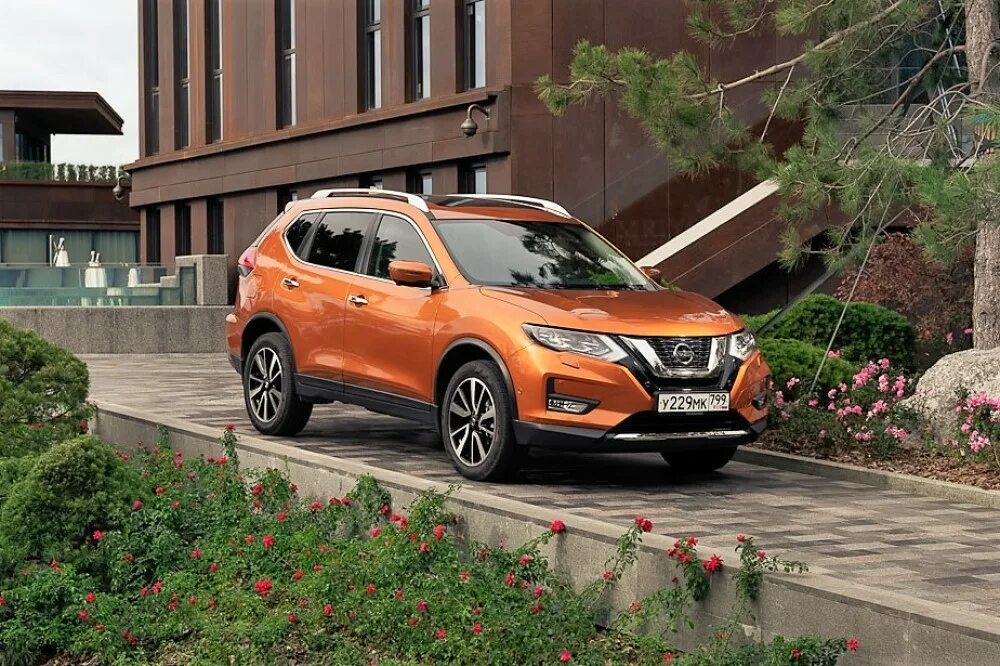 Ниссан кроссоверы модельный ряд фото и цена Новый Nissan X-Trail: Как изменился самый популярный кроссовер мира - Российская
