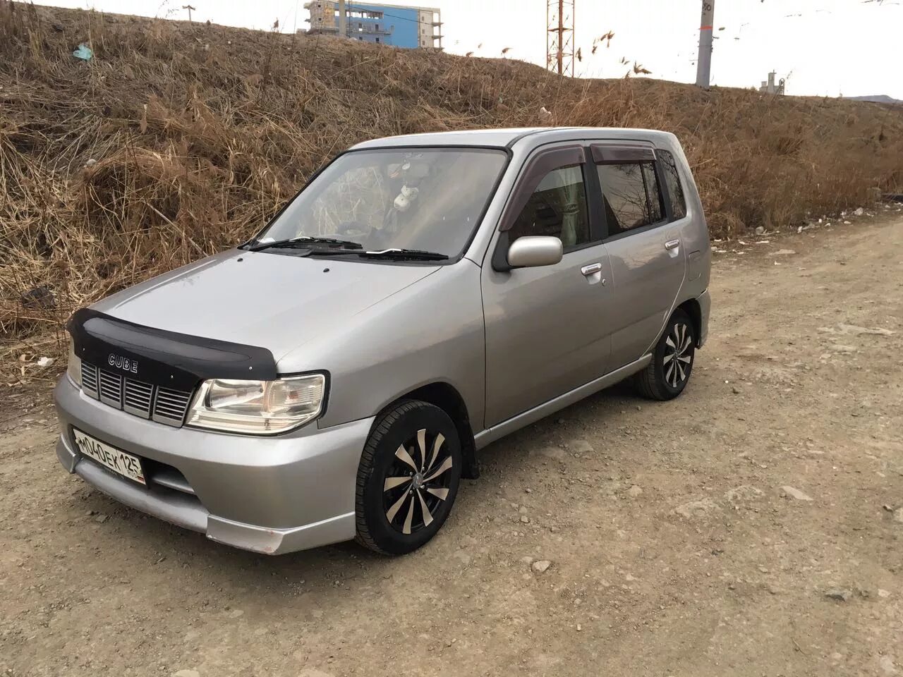 Ниссан куб 2000 фото Пока куб - Nissan Cube I, 1,3 л, 2000 года просто так DRIVE2