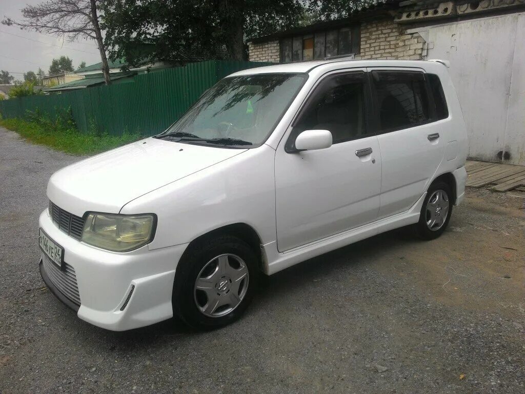 Ниссан куб 2002 фото Купить б/у Nissan Cube II (Z11) 1.4 AT (98 л.с.) бензин автомат в Ачинске: белый