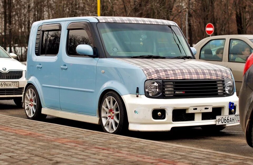 Ниссан куб фото Смотра фото - Nissan Cube II, 1,4 л, 2004 года покатушки DRIVE2