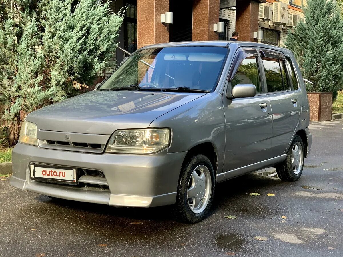 Ниссан куб фото 2001 Обзор ниссан куб 2001 LkbAuto.ru