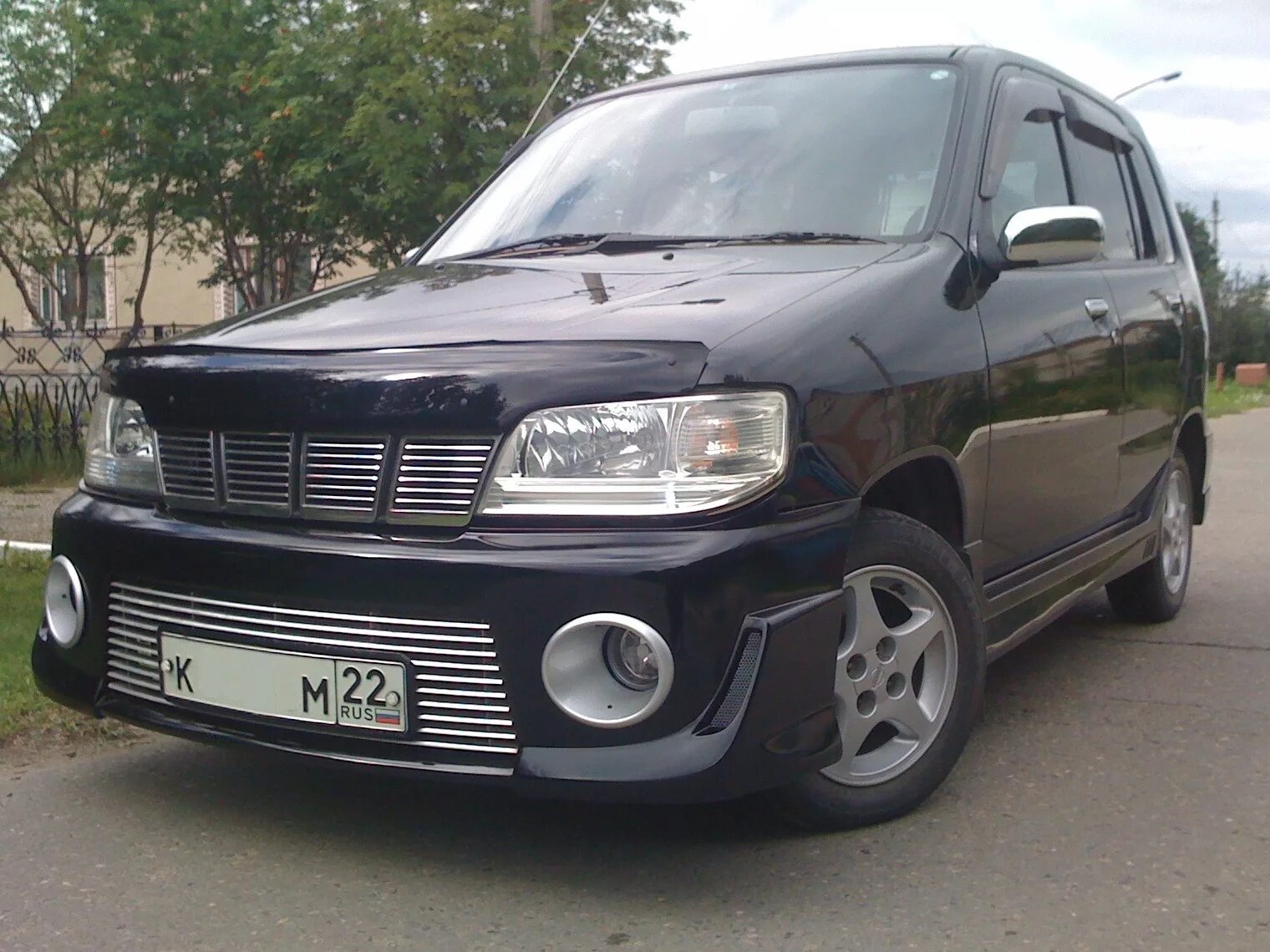 Ниссан куб фото 2001 Ремонтпокраска бампера - Nissan Cube I, 1,4 л, 2001 года визит на сервис DRIVE2
