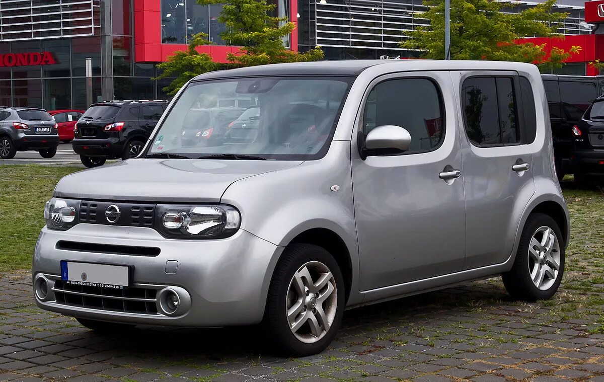Ниссан куб фото z10 Файл:Nissan Cube (Z12) - Frontansicht, 25. August 2013, Düsseldorf.jpg - Википед
