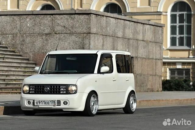 Ниссан куб фото z10 Стекло Лобовое на Nissan Cube Z11 купить в Москве Lemson 5139 Авито
