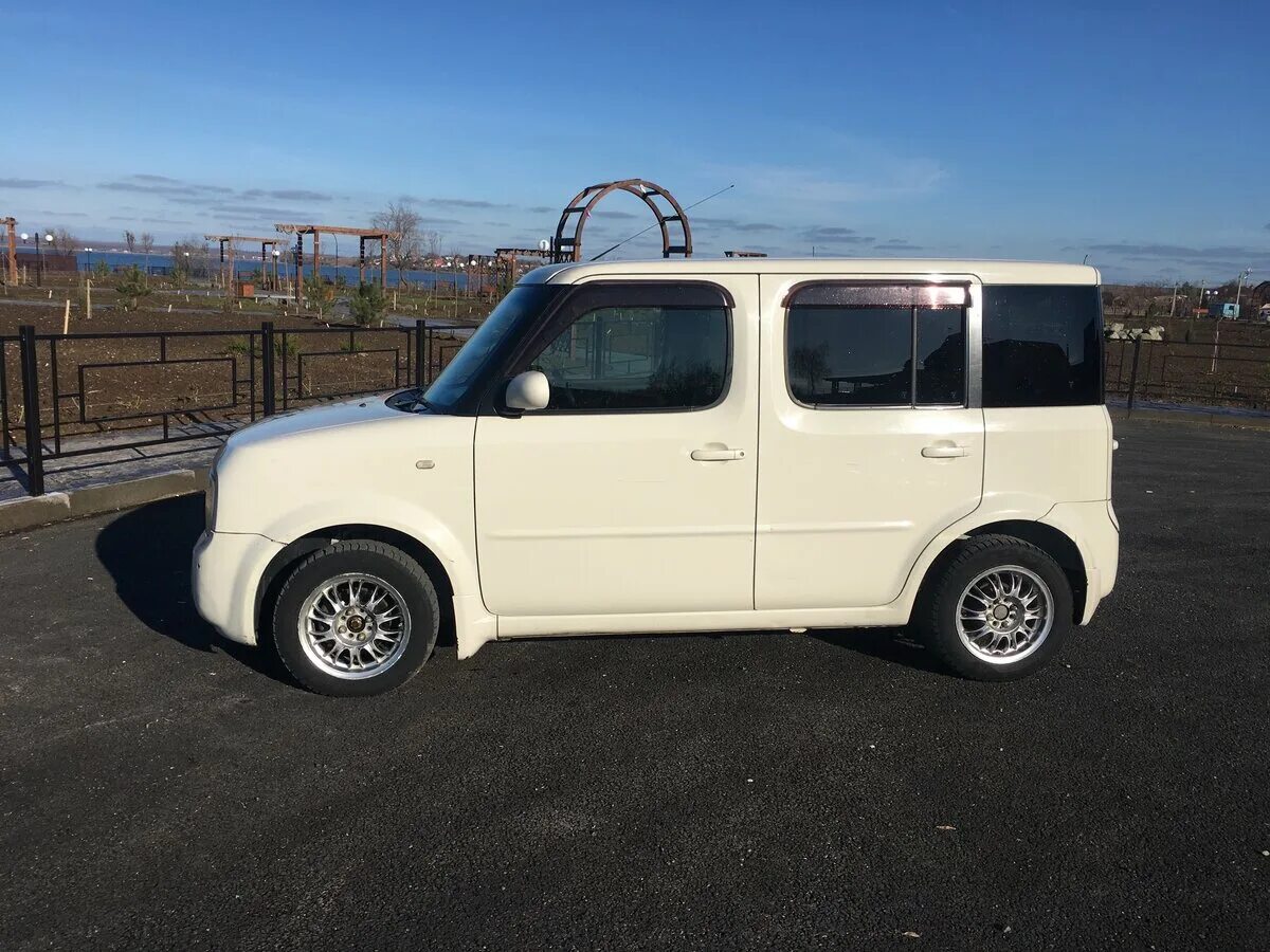 Ниссан кубик фото Купить б/у Nissan Cube II (Z11) Cubic 1.4 AT (98 л.с.) бензин автомат в Темрюке: