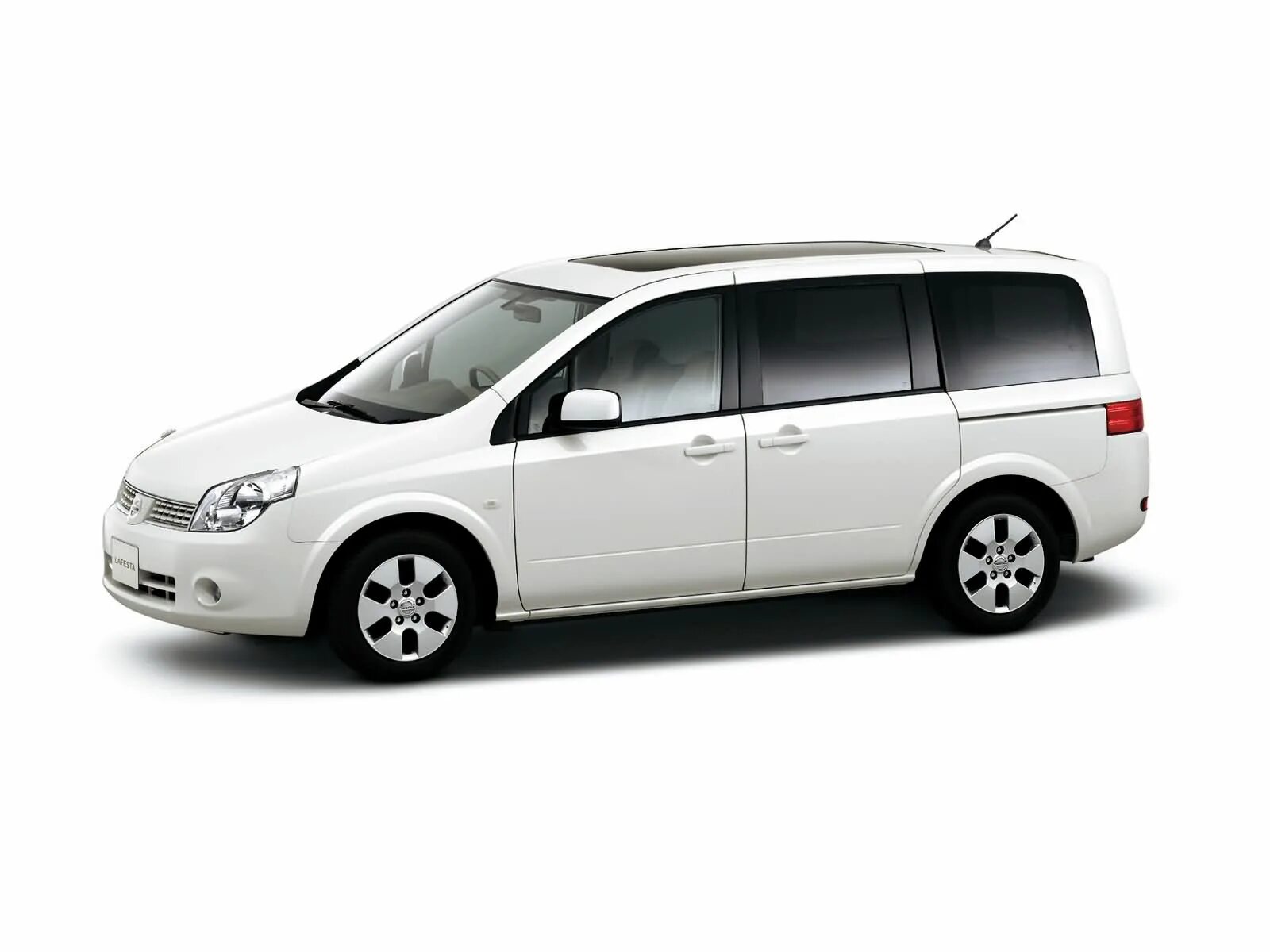 Ниссан лафеста фото Nissan Lafesta фото № 17616 автомобильная фотогалерея Nissan Lafesta на Авторыно
