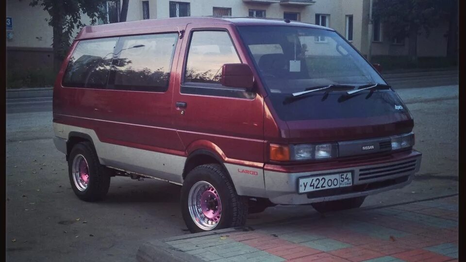 Ниссан ларго фото Nissan Largo 2.0 дизельный 1990 Лара на DRIVE2