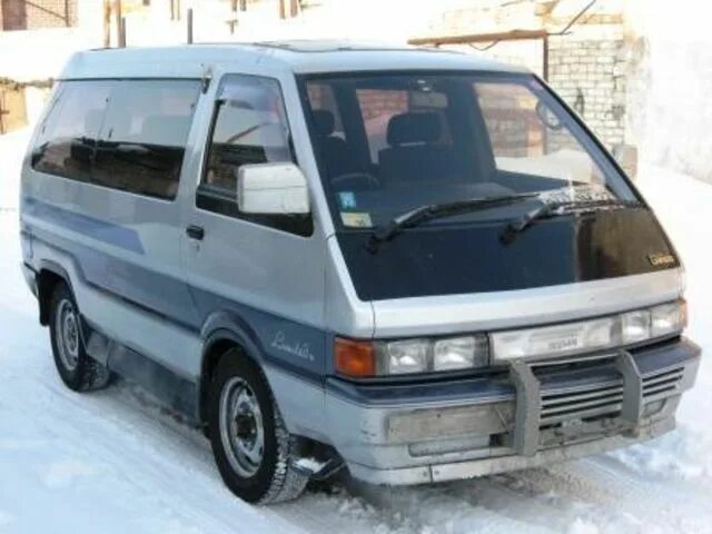 Ниссан ларго фото 1990 Nissan Largo specs