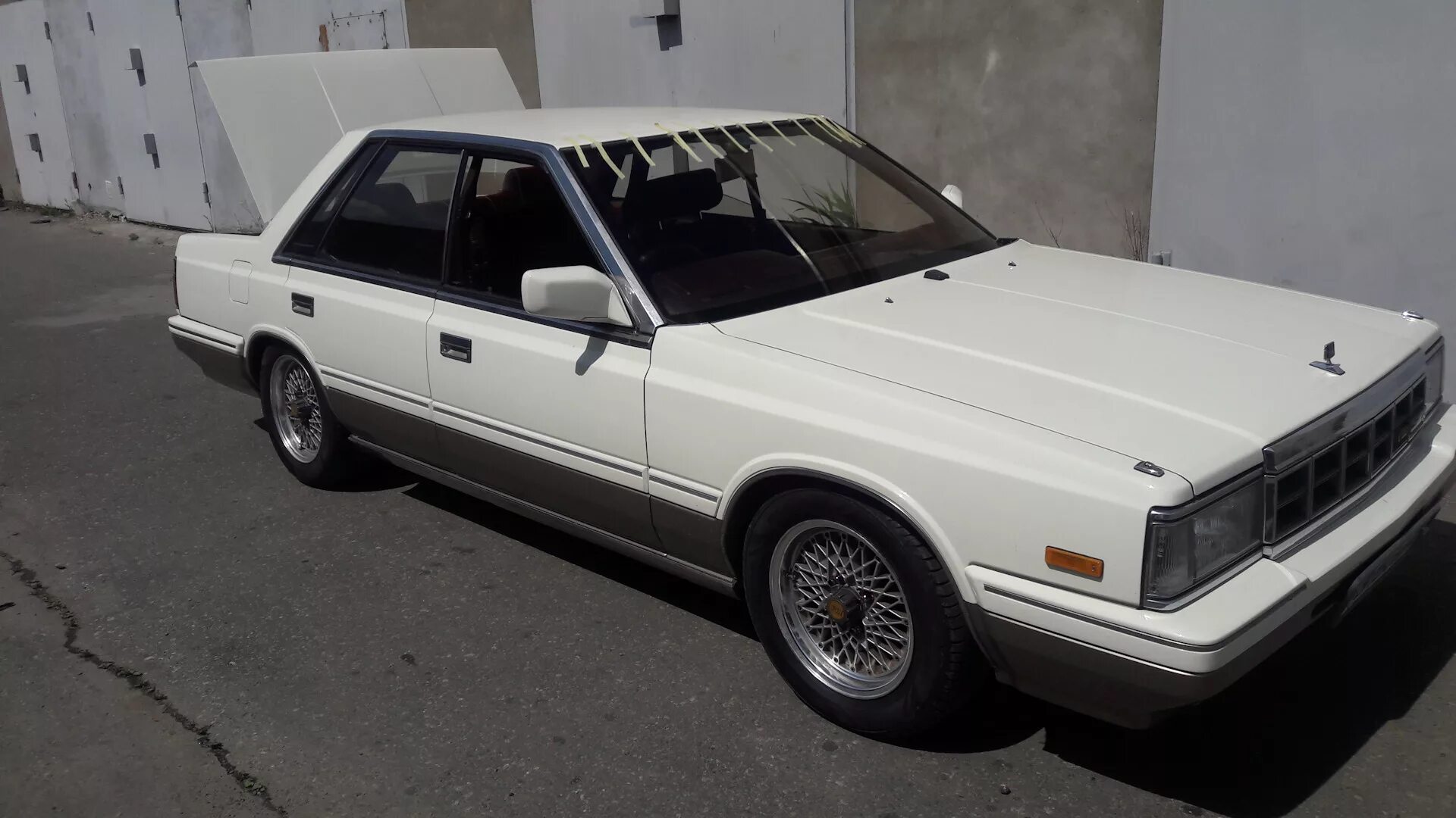 Ниссан лаурель с32 фото Установка лобового стекла. - Nissan Laurel (C32), 2 л, 1984 года кузовной ремонт