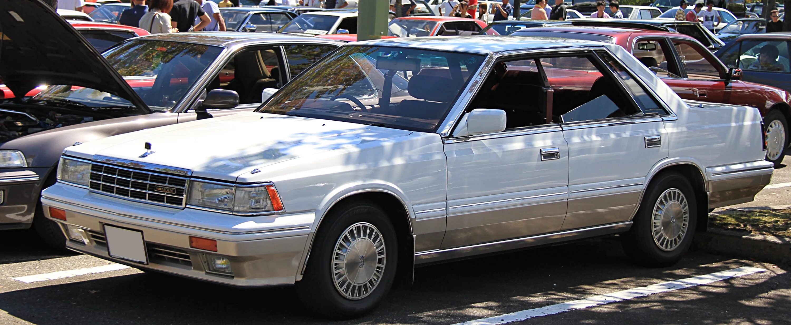Ниссан лаурель с32 фото Файл:1986-1988 Nissan Laurel Medalist.jpg - Википедия