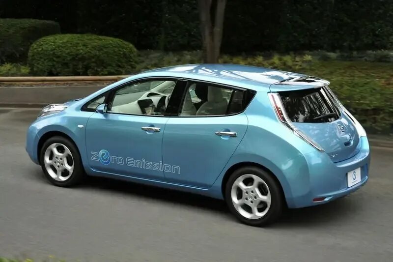 Ниссан лайф фото Nissan Leaf 2009, 2010, 2011, 2012, 2013, хэтчбек 5 дв., 1 поколение, ZE0, AZE0 