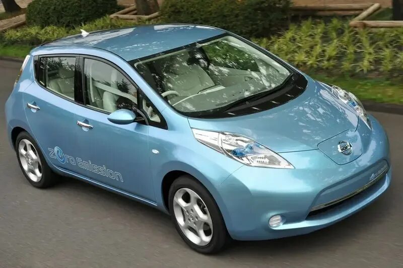 Ниссан лайф фото Nissan Leaf 2009, 2010, 2011, 2012, 2013, хэтчбек 5 дв., 1 поколение, ZE0, AZE0 
