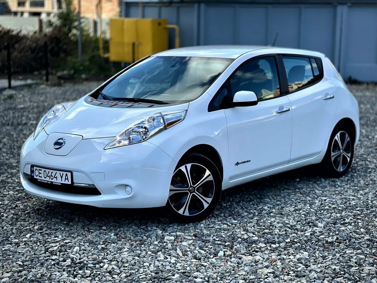 Ниссан leaf фото Японские автомобили: искусство на колёсах и преимущества покупки за рубежом MADO