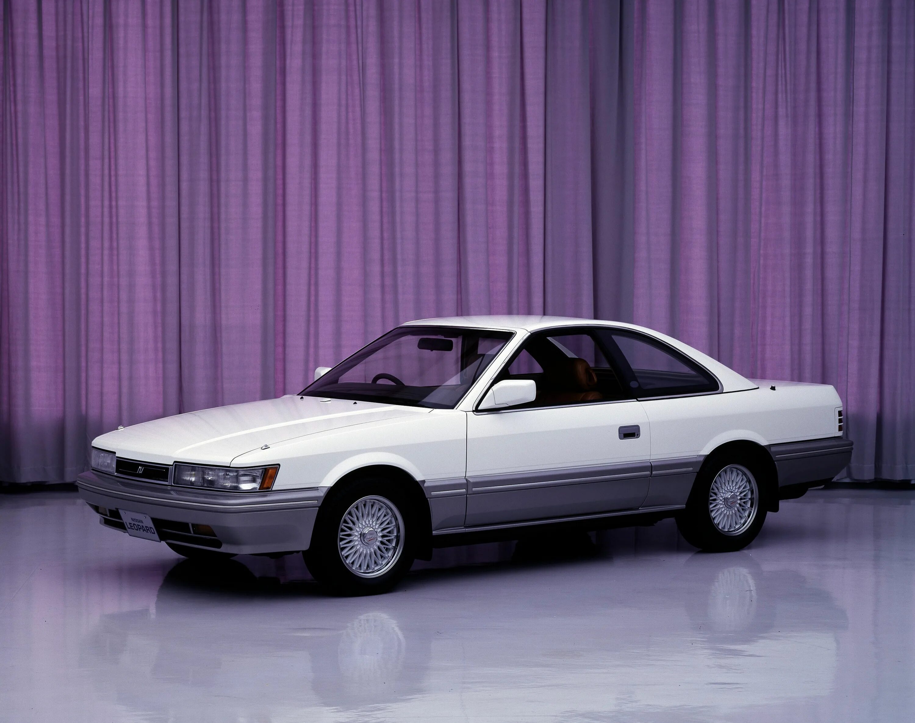 Ниссан леопард фото Pin på Automotive