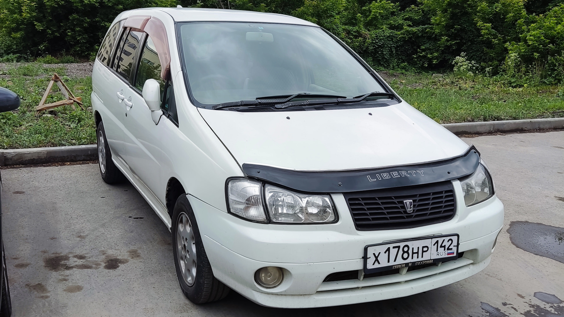 Ниссан либерти 2001 фото Nissan Liberty 2.0 бензиновый 2001 Пожилая Панда на DRIVE2