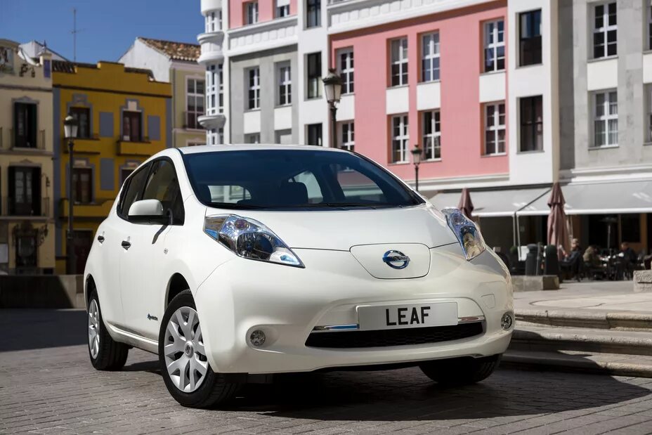 Ниссан лиф электромобиль фото NEW NISSAN LEAF