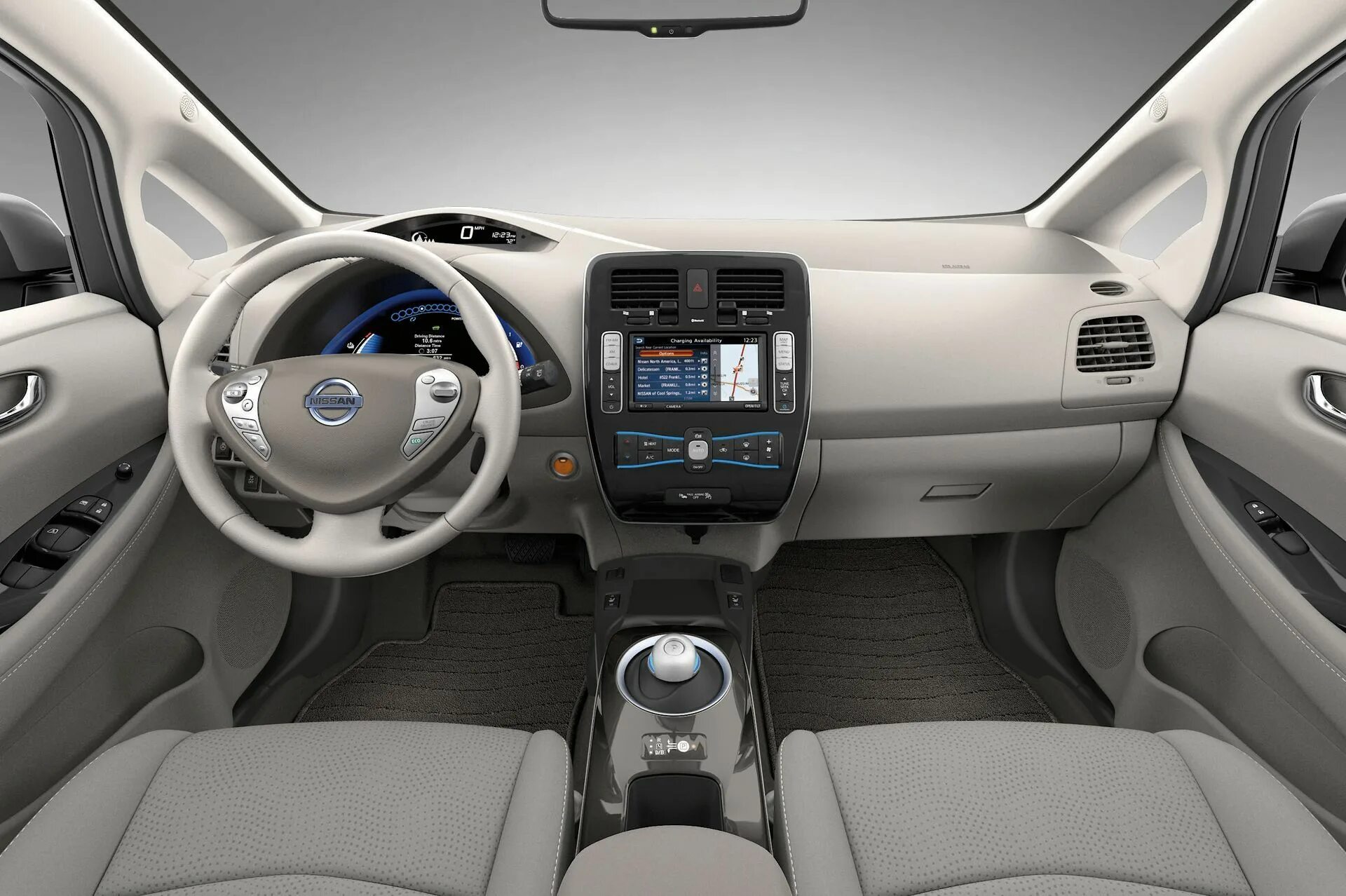 Ниссан лиф фото салона Электромобиль NISSAN LEAF (2ND GEN) в нашем салоне