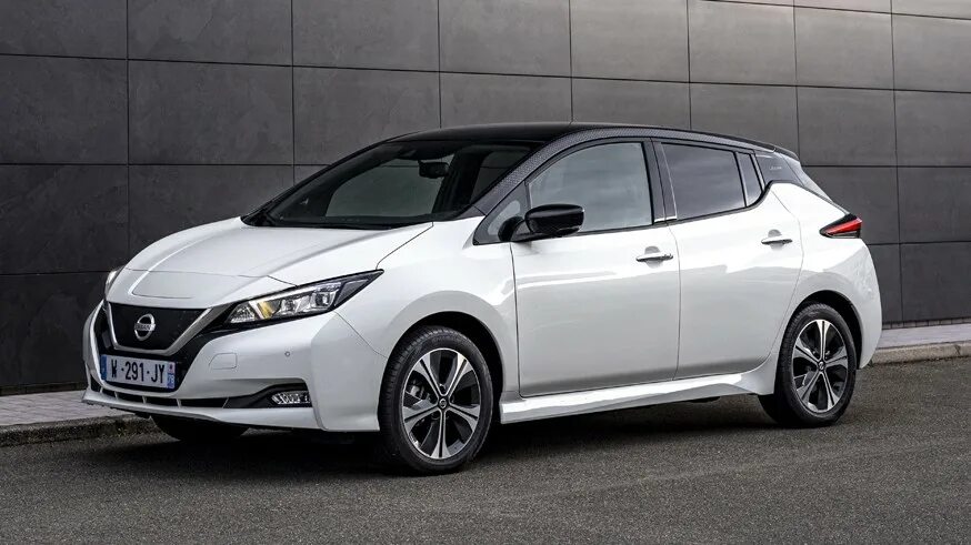 Ниссан лифт фото Nissan Leaf подрастёт: в следующем поколении модель заменят кроссовером - КОЛЕСА