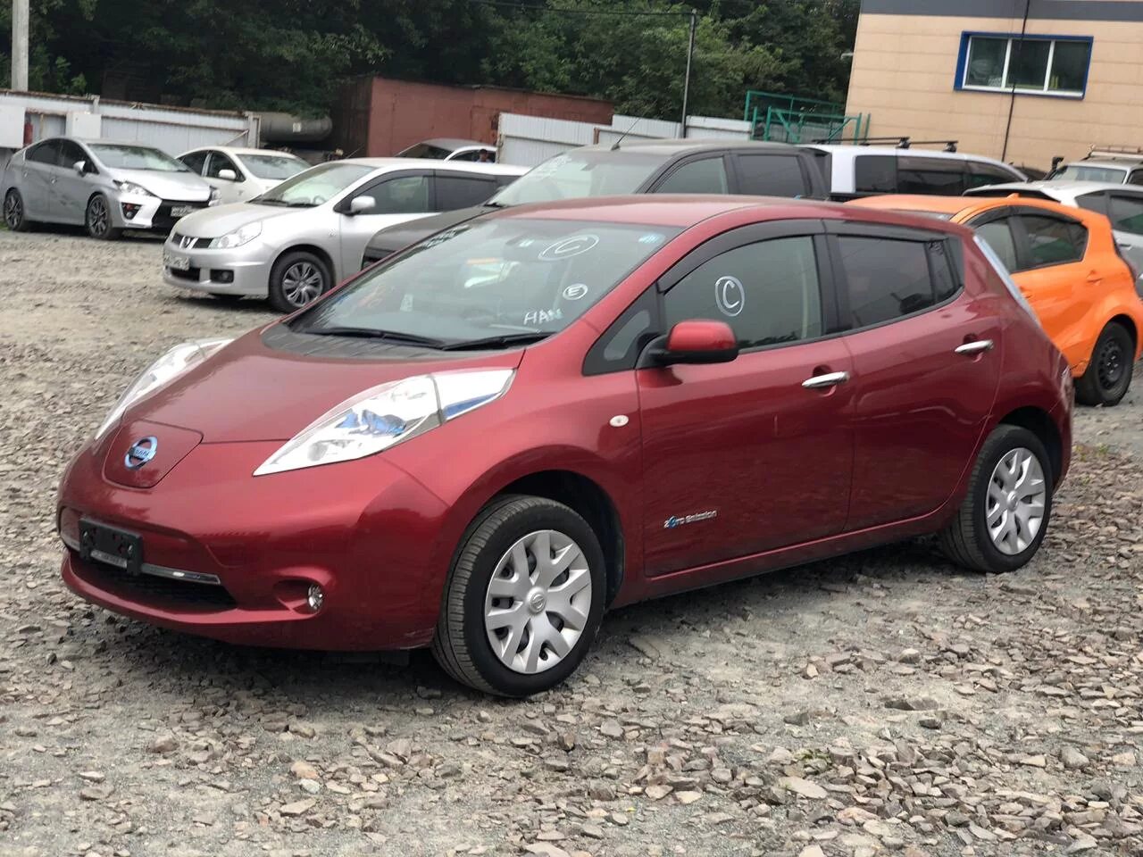 Ниссан лифт фото #2 Конишууаа! - Nissan Leaf (1G), 2014 года прикол DRIVE2